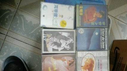 转让90年代磁带40余盘 - 天津和平区音像制品